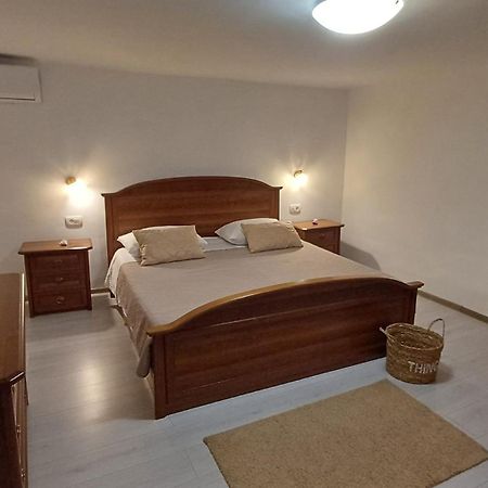 Casa Simeti Lägenhet Poreč Exteriör bild